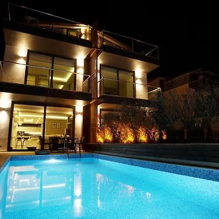 Villa Sole Myra Just 5-Minute Walk From Kalkan'S Old Town Quarter And Town Beach 빌라